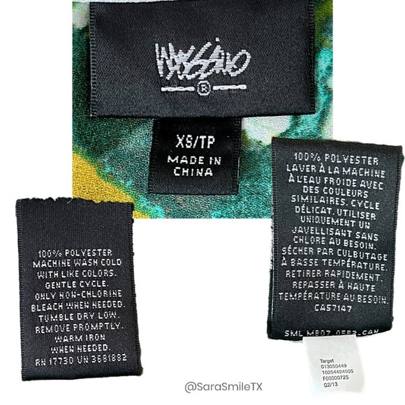 MOSSIMO Abstract Print Sleeveless Button Down Top - Picture 11 of 11